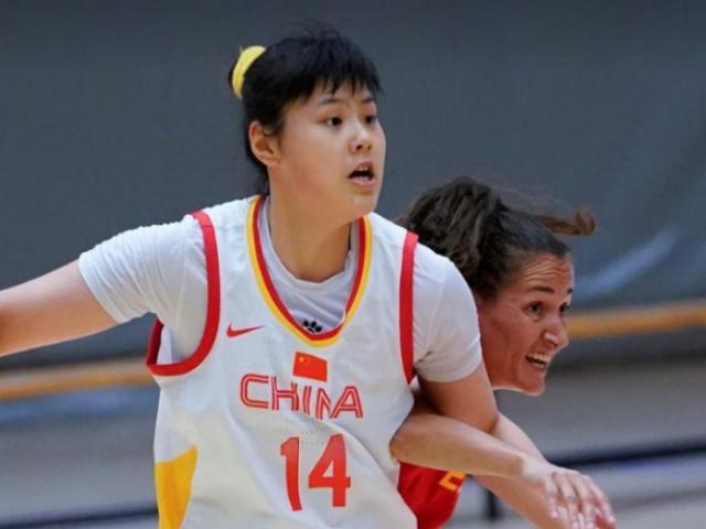 中国女篮欧洲拉练2胜3负！惨负东道主折射3软肋 许利民教练遇难题(4)