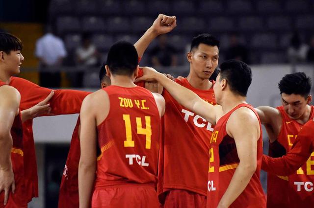 中国男篮：小丁或无缘世界杯，5+3+4阵容或是中国男篮最佳选择！(3)