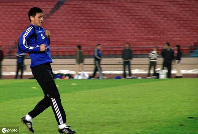 郝海东已退役中国足球运动员(13)