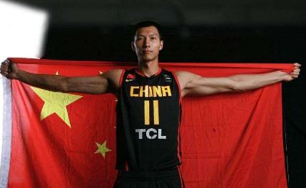 谁能扛起中国男篮大旗？林书豪坦言：中国只有三人有实力打NBA(5)
