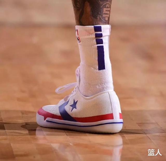 NBA球员上脚：Reebok签约哈雷尔，安踏和李宁的球鞋很帅！(25)