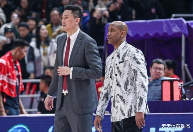新一届中国男篮国家队即将组建，马布里有可能成为杜峰的助教吗？(4)