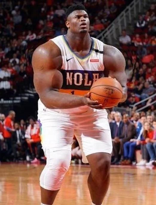 很火的NBA球星P图，詹姆斯的麒麟臂，还有“大魔王”周琦的高大壮(3)
