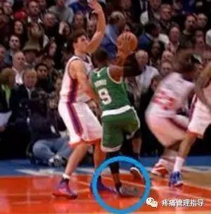 nba脚踝扭伤案例 NBA球星脚踝扭伤的处理方法(14)