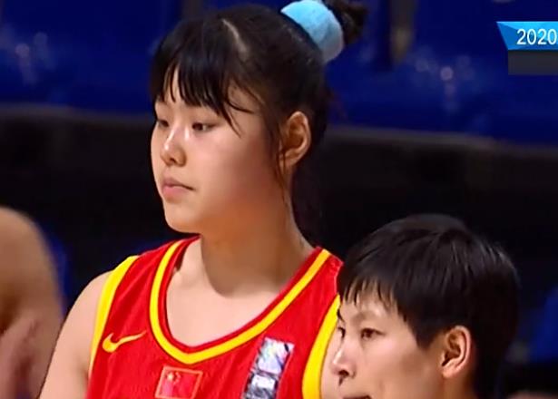未雨绸缪！中国女篮打造冠军团队，许利民一举动彰显篮球智慧(2)