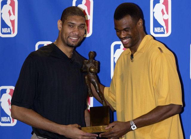 NBA史上最有争议的4届MVP，科比纳什上榜，奥尼尔最悲催(3)