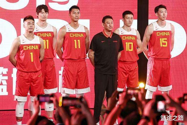为什么每次中国男篮输球都怪教练？中国男篮的未来在哪里？(1)