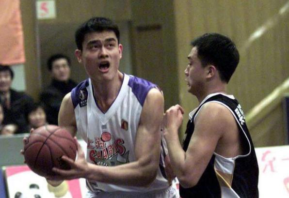中国篮球第一人姚明CBA时期的各项数据之最(2)