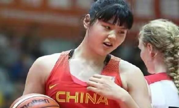 中国女篮再收获至尊宝！能力不逊周琦，曾在决赛砍下奥尼尔数据(3)