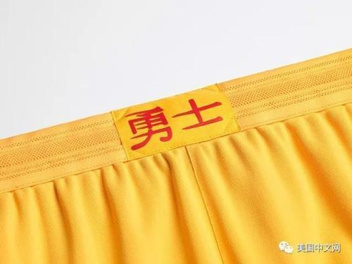 nba勇士队中国 美NBA勇士队出中国新年贺岁版队服(2)