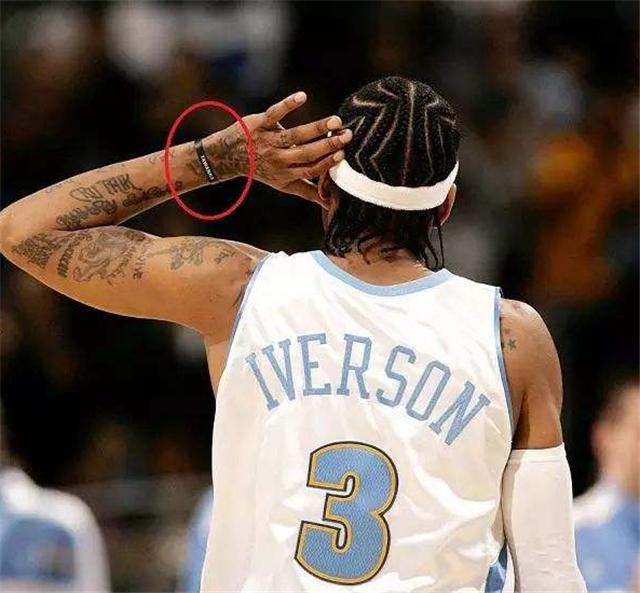 nba能不能转手腕 NBA球员为什么会在手腕佩戴手环(3)