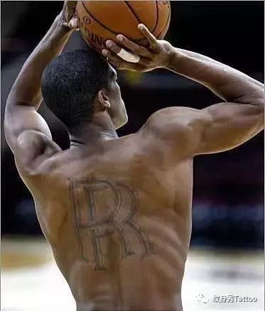 nba火手纹身 盘点｜十位NBA巨星的霸气纹身(7)
