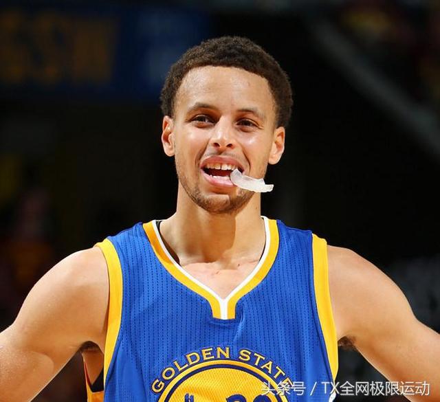 nba球员牙掉了怎么办 NBA球员没了牙套会怎么样(1)