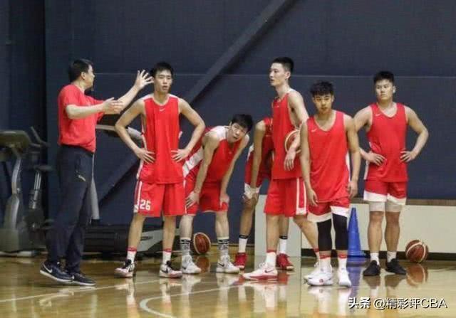 中国归化nba球员 中国篮球首位归化球员是他(2)