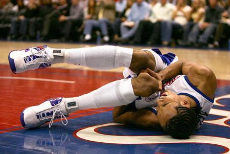 nba受伤最严重的 NBA史上最严重的五大受伤(2)