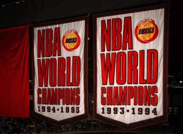 最想看历史上哪两只球队nba NBA历史至今的十大球队(3)