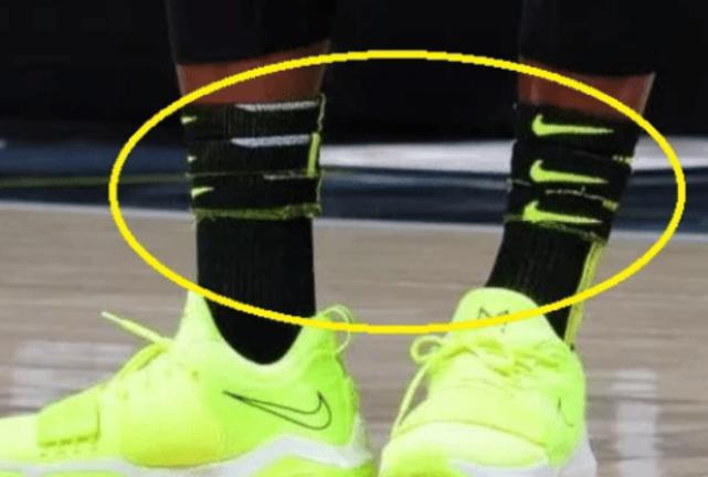 为什么NBA球员要穿“2双袜子”比赛，不怕脚出汗臭？原因在这(3)