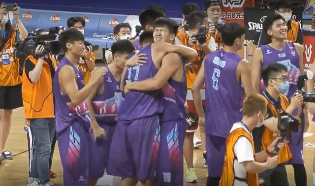 中国篮球一日三好事！清华大学勇夺冠军，CBA两球员启程新球队(2)
