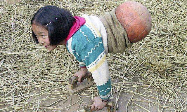 20年过去了，当初那个感动中国的“篮球女孩”，如今怎么样了？(4)