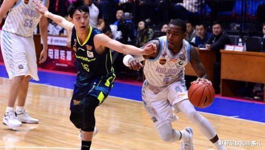 广东篮球氛围很浓但是CBA广东籍球员非常少辽宁籍球员非常多？(13)