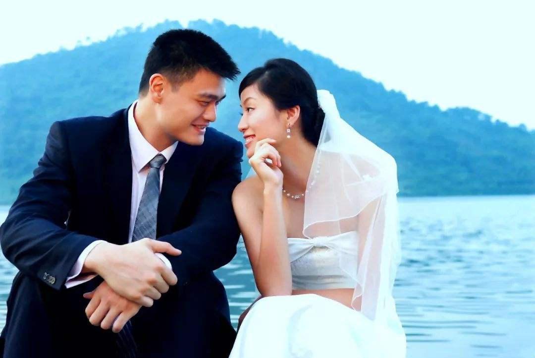 你知道中国男篮球员都是怎么结婚的吗？花费多少钱？(5)