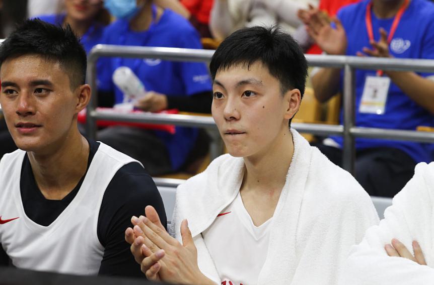 易建联之后，中国篮球未来在年轻球员身上，宏远青训成最大优势(3)