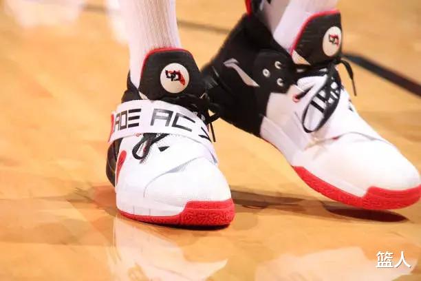 NBA球员上脚：热火队魂的篮球鞋，超多李宁韦德之道(4)