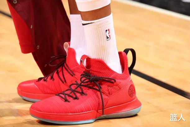 NBA球员上脚：热火队魂的篮球鞋，超多李宁韦德之道(9)