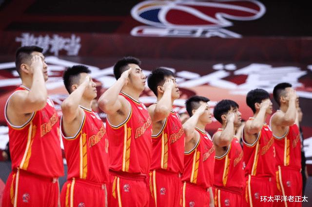 中国篮坛坏消息！八一球员基本集体告别本赛季CBA，扎心原因曝光(5)