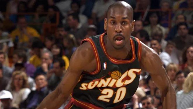 老一代的nba篮球明星 90年代NBA的十大巨星(5)