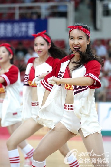 中国篮球宝贝热舞nba 中美女篮对抗赛篮球宝贝热舞(9)