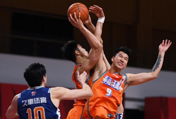 篮球丨CBA第二阶段：福建豹发力胜上海久事(3)
