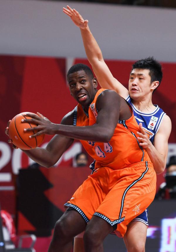 篮球丨CBA第二阶段：福建豹发力胜上海久事(4)