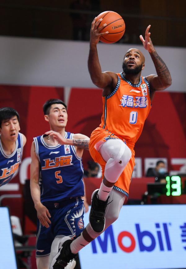 篮球丨CBA第二阶段：福建豹发力胜上海久事(5)