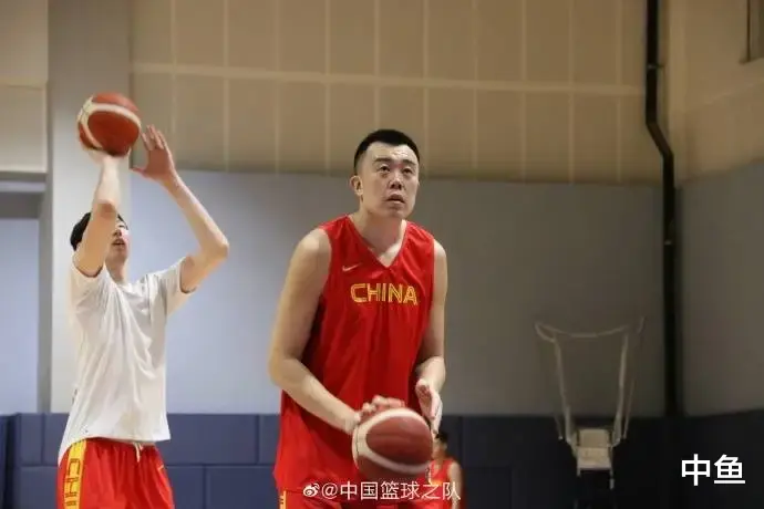 中国男篮向全国球迷拜年(3)