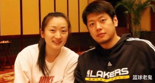 中国男篮重情义的球员，前妻离世他一夜白头，如今仍孝敬岳父岳母(7)