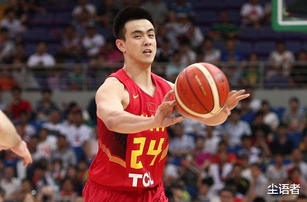 杜锋笑了，中国男篮主力控卫地位不可动摇：会进攻的他谁能阻挡(5)