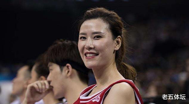 她是中国篮球女神，33岁身材紧致完美，至今单身曾上电视相亲(2)