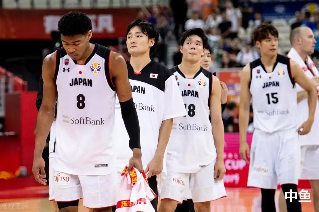 杜锋：日本队并不可怕！5上5下战术打趴日本(3)