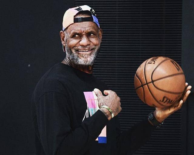 为何NBA球星退役之后，都会迅速衰老？原因怕你接受不了(5)