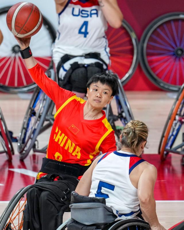 中国篮球战胜美国篮球，残奥会中国轮椅女篮4连胜小组头名晋级！(1)