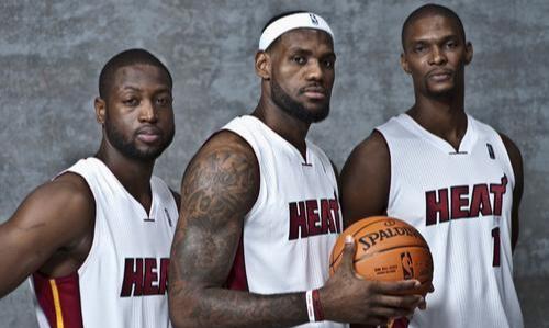 NBA历史上唯一一次同队3个人得分30+是什么时候？(3)