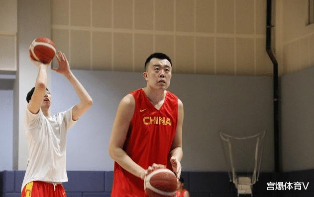 中国男篮最新消息！韩德君重返国家队 杜锋不给日本留机会(1)