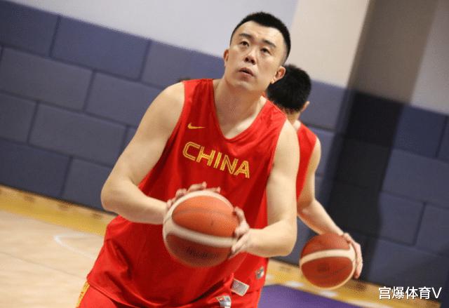 中国男篮最新消息！韩德君重返国家队 杜锋不给日本留机会(2)