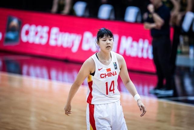女篮亚洲杯最新积分！中国女篮全胜进四强，淘汰赛形势对阵出炉(6)
