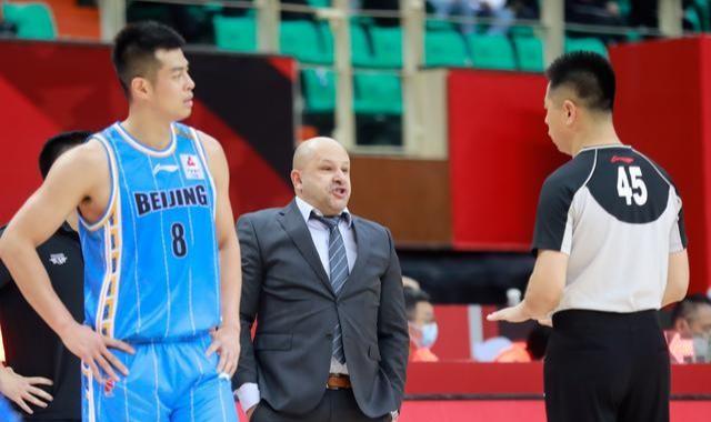 北京男篮风光不再，是因为比赛采用了高清摄像头的原因吗？(3)