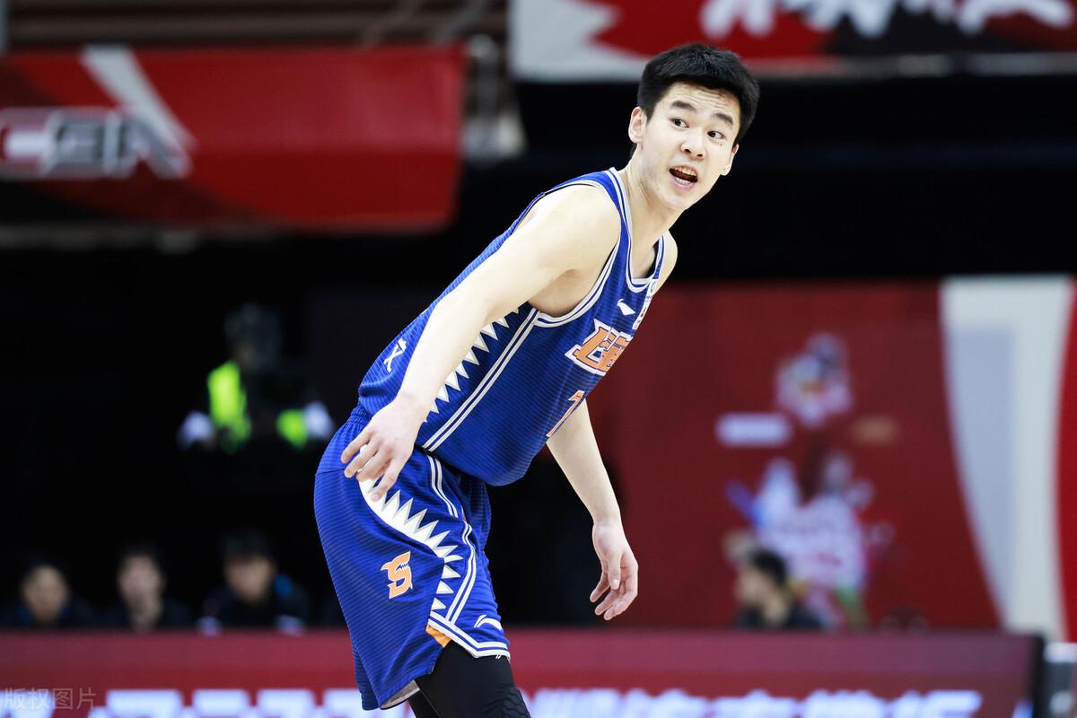 2028年中国男篮主力阵容预测，４人有望冲击NBA(20)