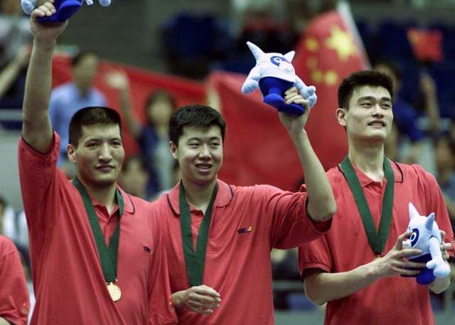 中国篮球的第一次世界杯之旅，1米93的大前锋差点成了得分王(12)