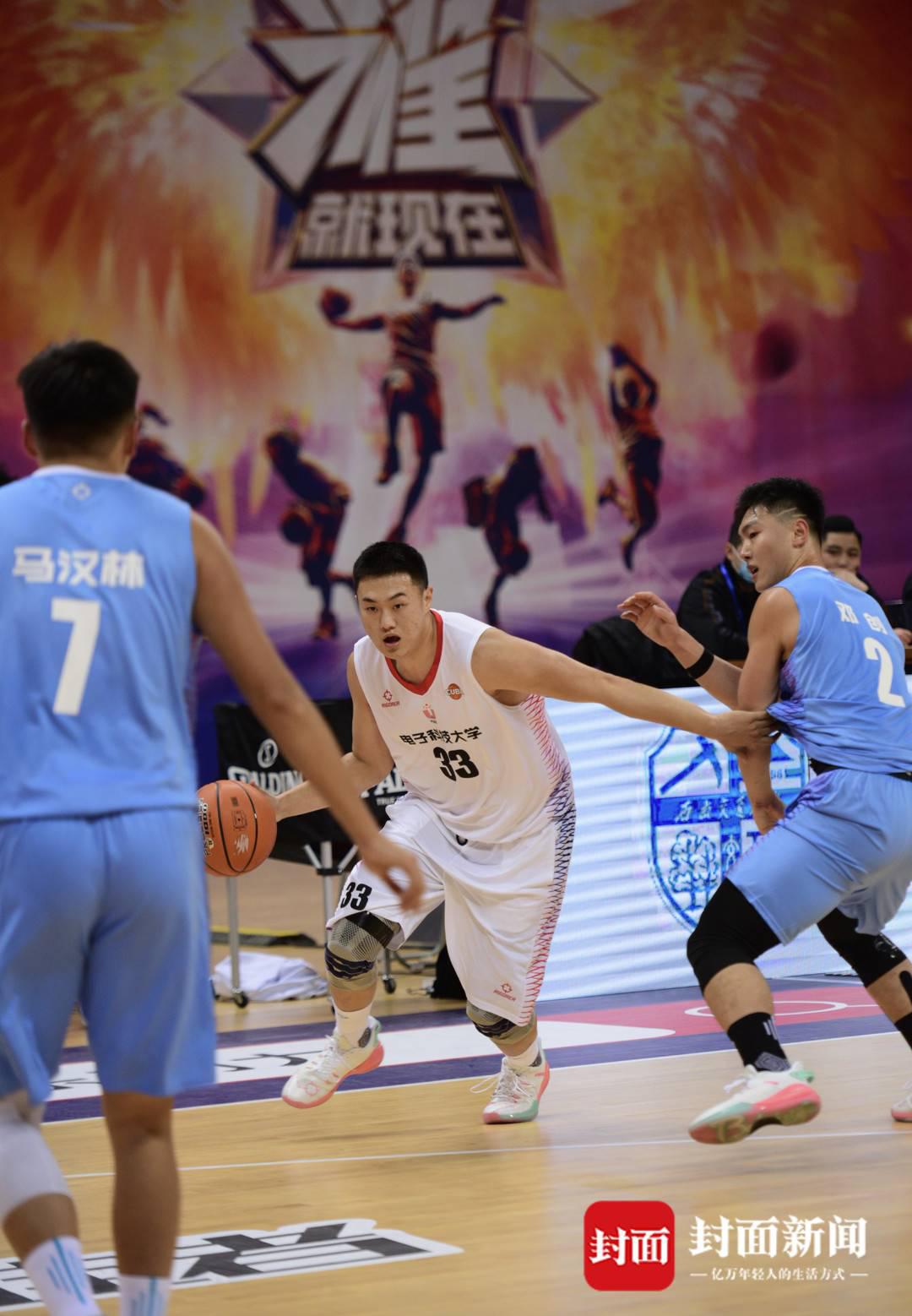 中国大学生篮球联赛揭幕战首次入川 西南交大摘得基层赛冠军(3)