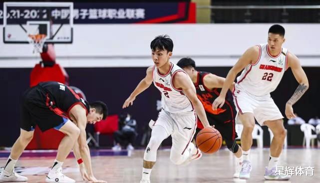Cầu thủ nhanh nhất của Hongyuan trong 4 vòng qua trung bình 21 điểm +4,5 ba người khuyến khích bạn gái ngọt ngào (3)